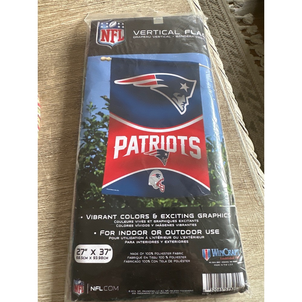New England Patriots NFL Vertical Flag WinCraft 27 x 37 Indoor Outdoor Banner